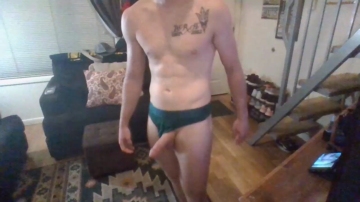 Micharlscarn2469  14-10-2021 video houswife